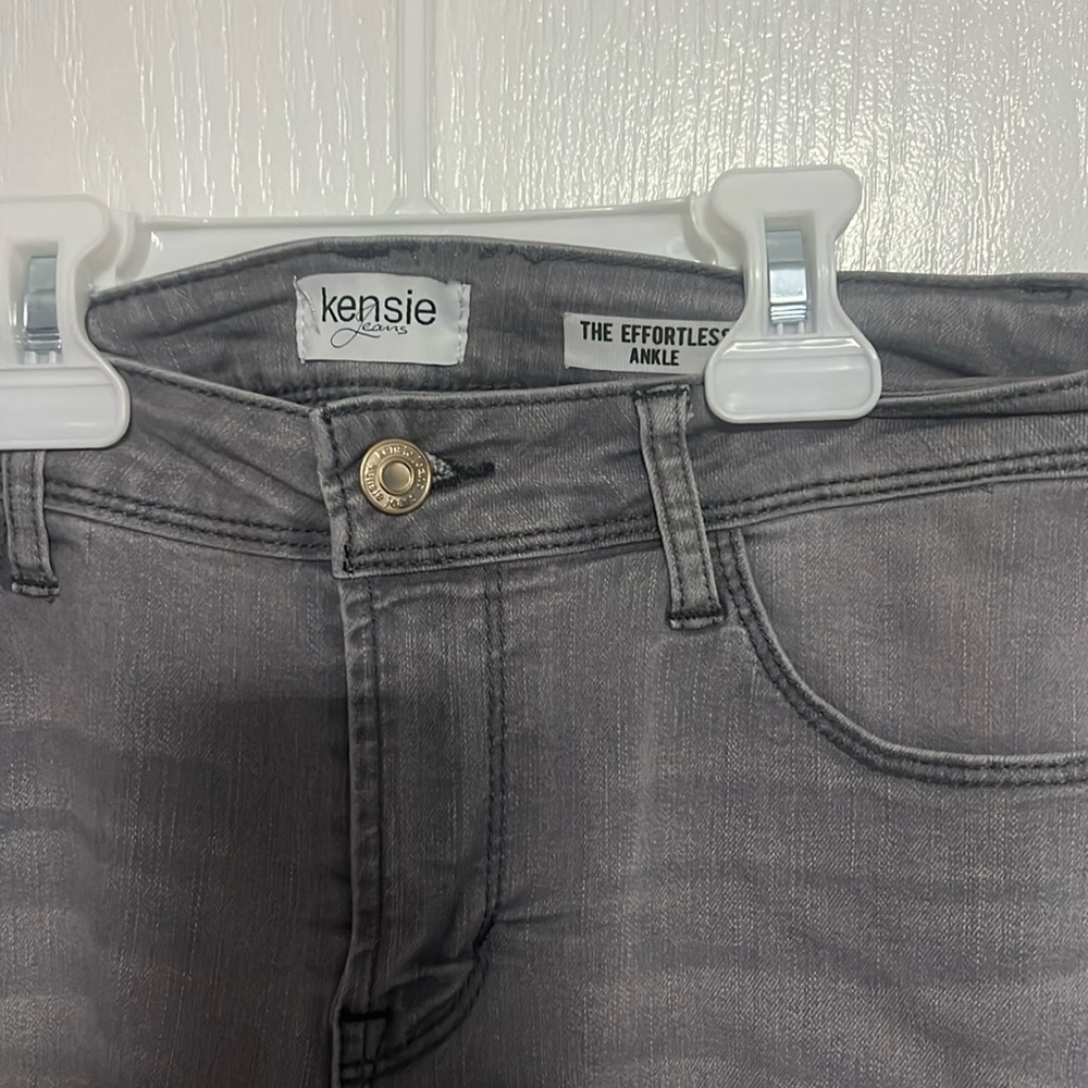 Kensie Jeans Size 6/28 Light Grey